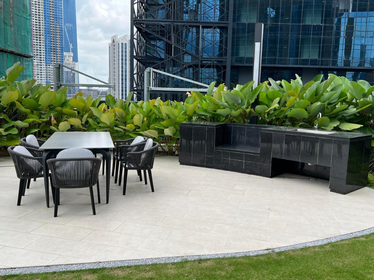 Eaton Suites Klcc กัวลาลัมเปอร์ ภายนอก รูปภาพ